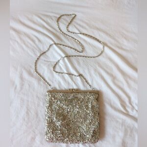 CACHÉ | 90s-Y2K Elegant Silver Sequin Evening Bag